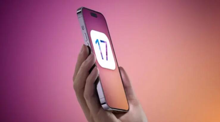 蘋果打雞血 電池激增!消息稱iPhone 15系列存儲加大 告別128GB